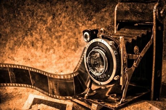 camara-fuelle-vintage-y-carrete_joseluisarmentia.com-pixel16