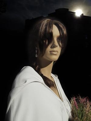 retrato-creativo-maniqui-luz-nocturna-reflejos_iluminacion_joseluisarmentia.com-pixel16